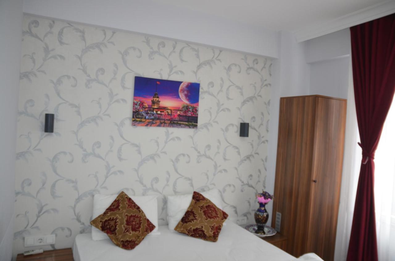 The Reina Hotel Istanboel Buitenkant foto