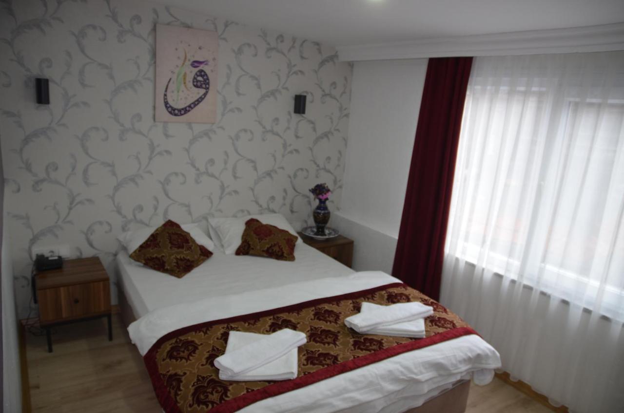 The Reina Hotel Istanboel Buitenkant foto