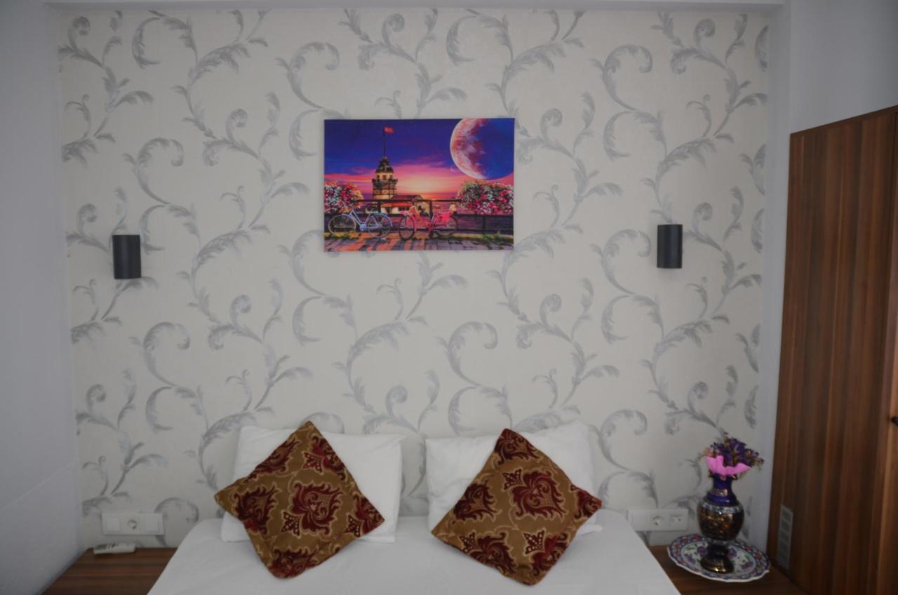 The Reina Hotel Istanboel Buitenkant foto